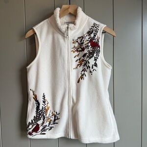 Croft & Barrow Womens Embroidered Fleece Vest Faux Fur Trim Red Cardinals Small